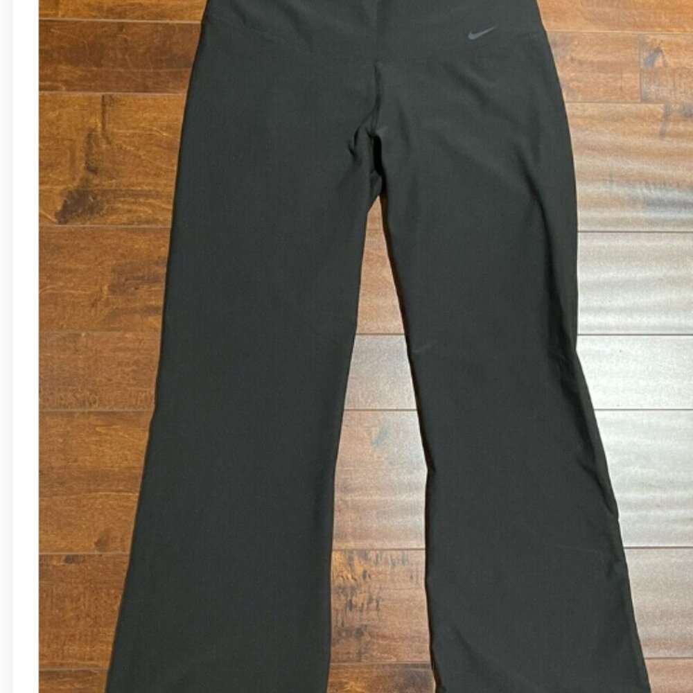 Nike Dri-Fit  Womens Black  Pant Legging  , Legend Fit, Medium